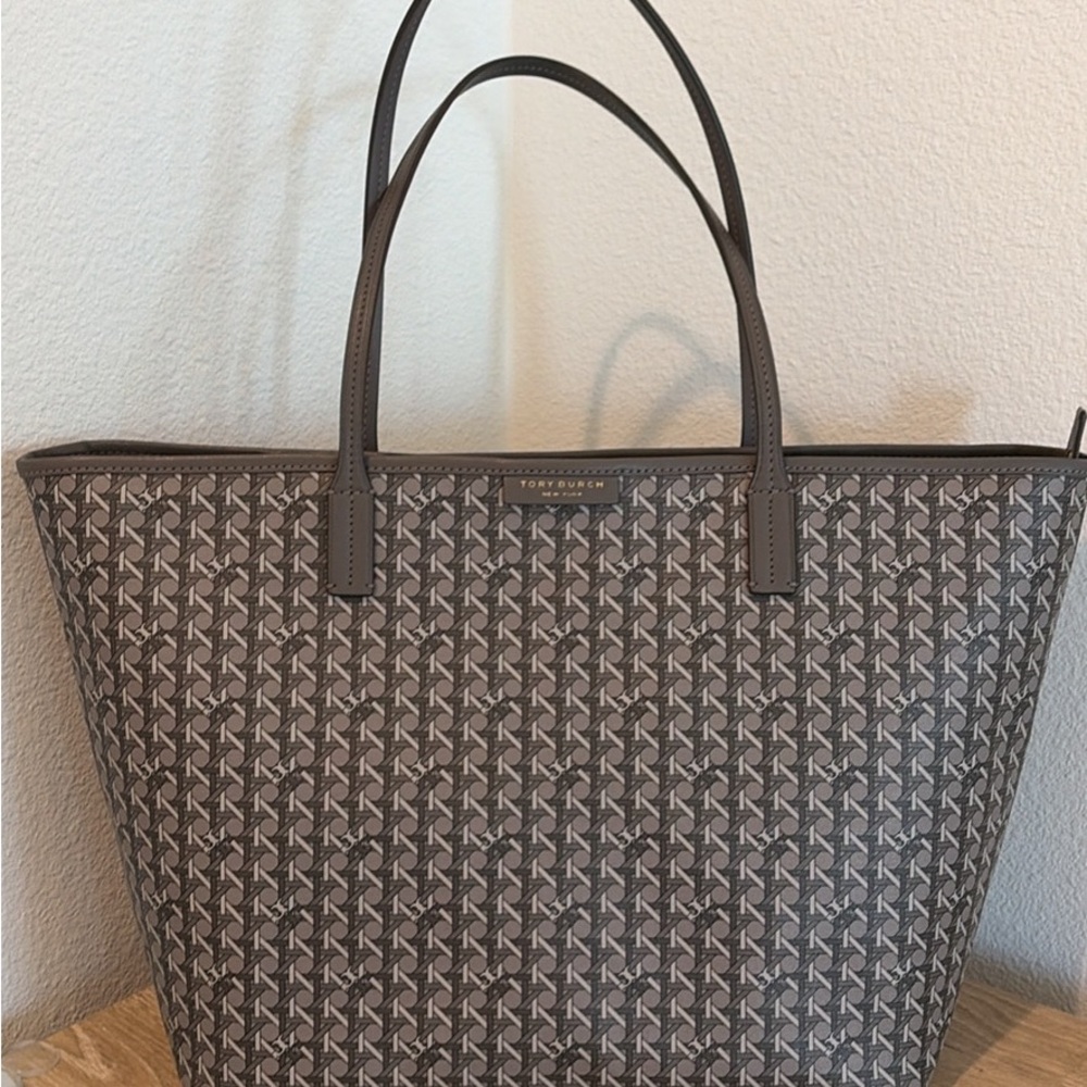 Tory Burch Gray Patterned Tote